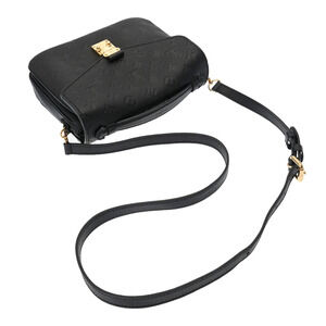Louis Vuitton Pochette Metis Leather Handbag Noir Empreinte Black